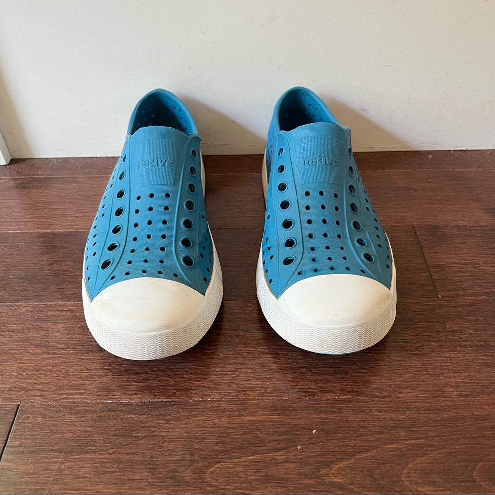 Native unisex shoes M7/W9